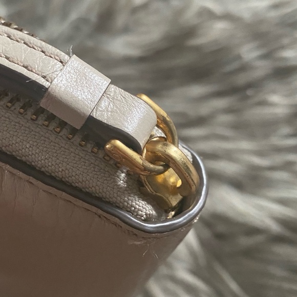 Q Wingman Small Leather Wristlet - Picture 4 of 5